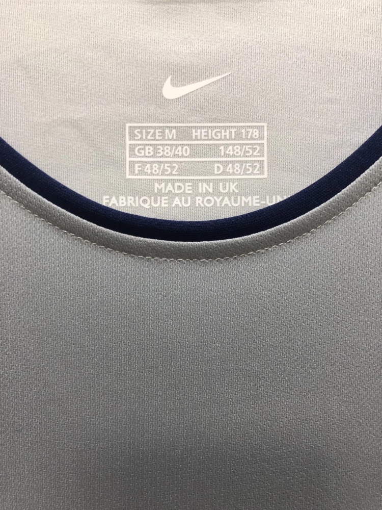 PSG 2001 away jersey