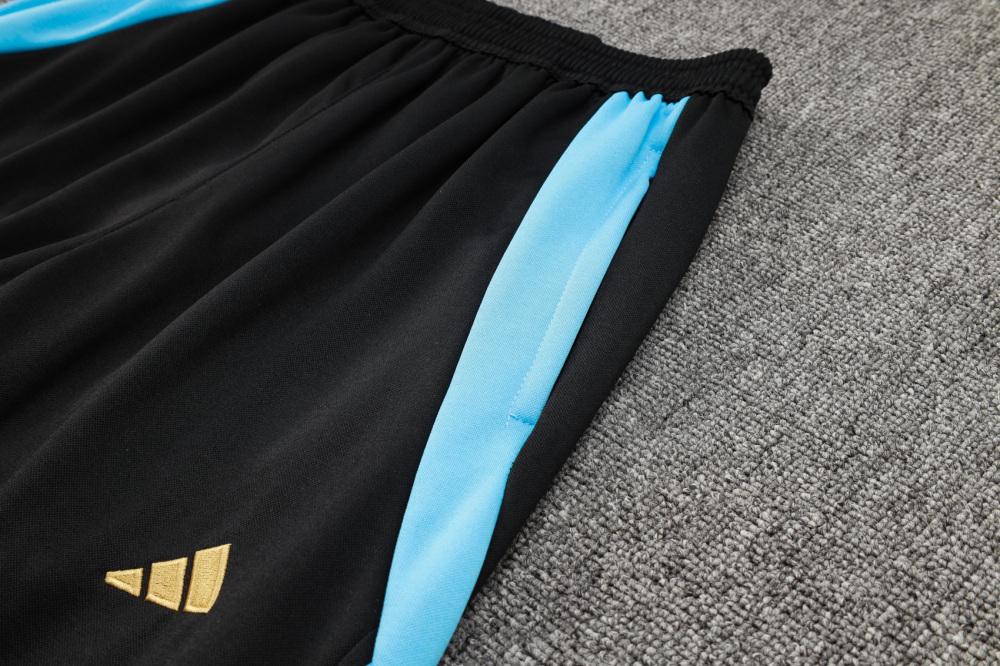 Argentina 24/25 adult outerwear, half zipper and hat, training suit top+pants