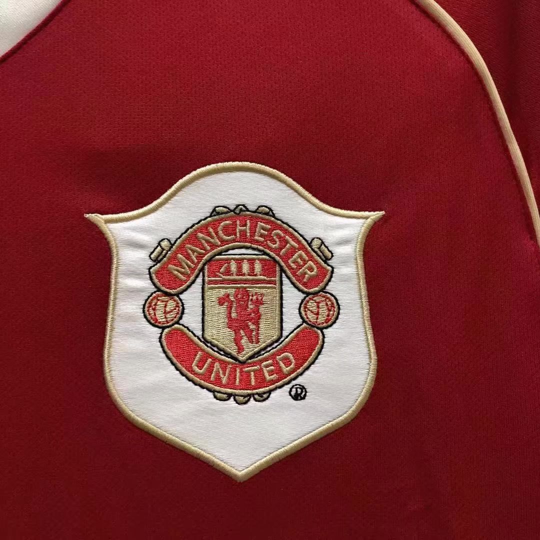 Manchester United Retro 2006-2007 season long home jersey
