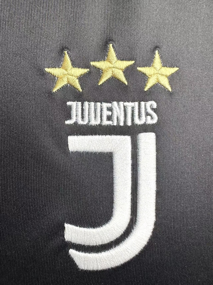 Juventus retro 2019-2000 season home jersey