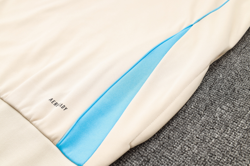 Argentina 24/25 adult outerwear, half zipper and hat, training suit top+pants