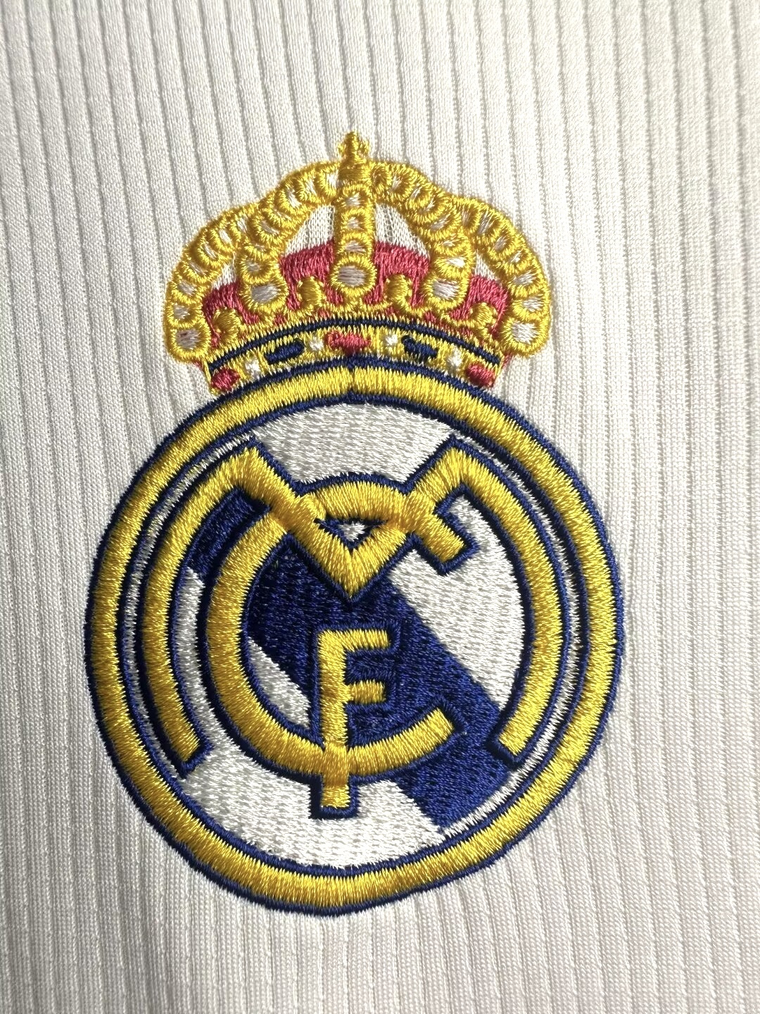 Real Madrid Retro 2019-2000 home court jersey
