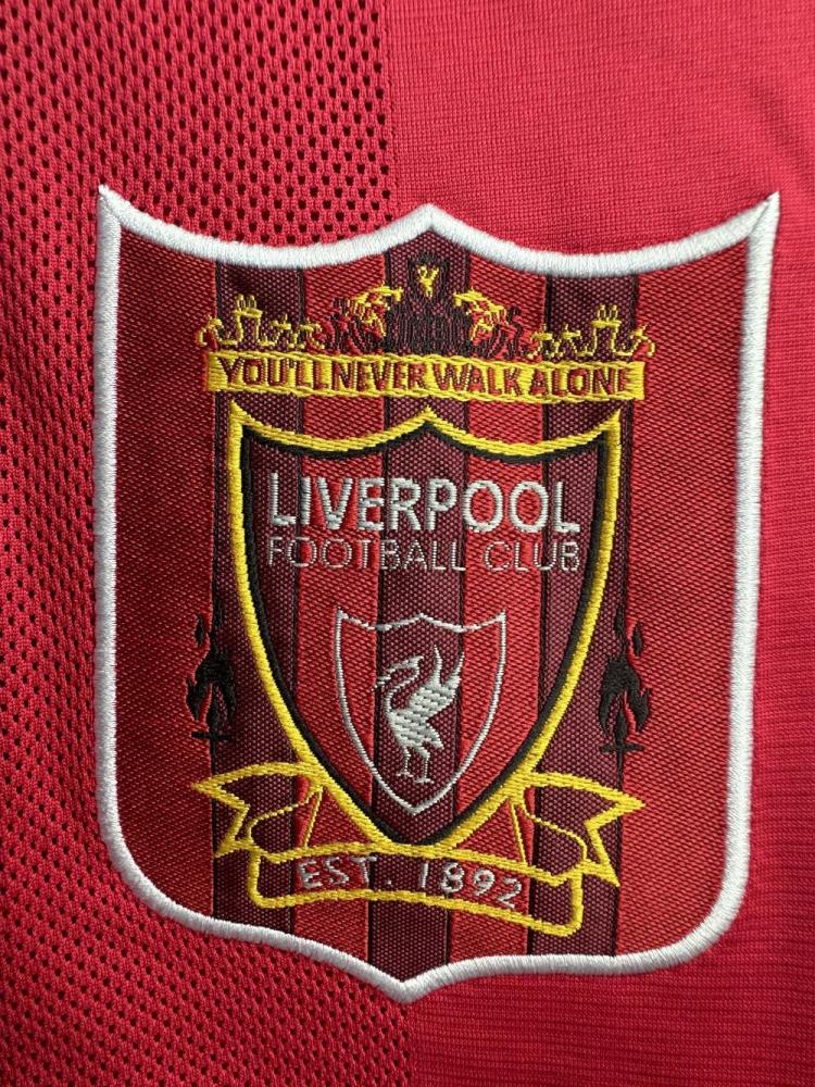 Liverpool Retro 1995-1996 season long home jersey
