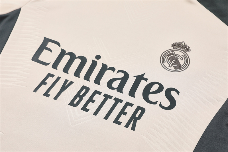 Real Madrid  24/25 Adults  Long sleeves  half-zip training suit Top + pants