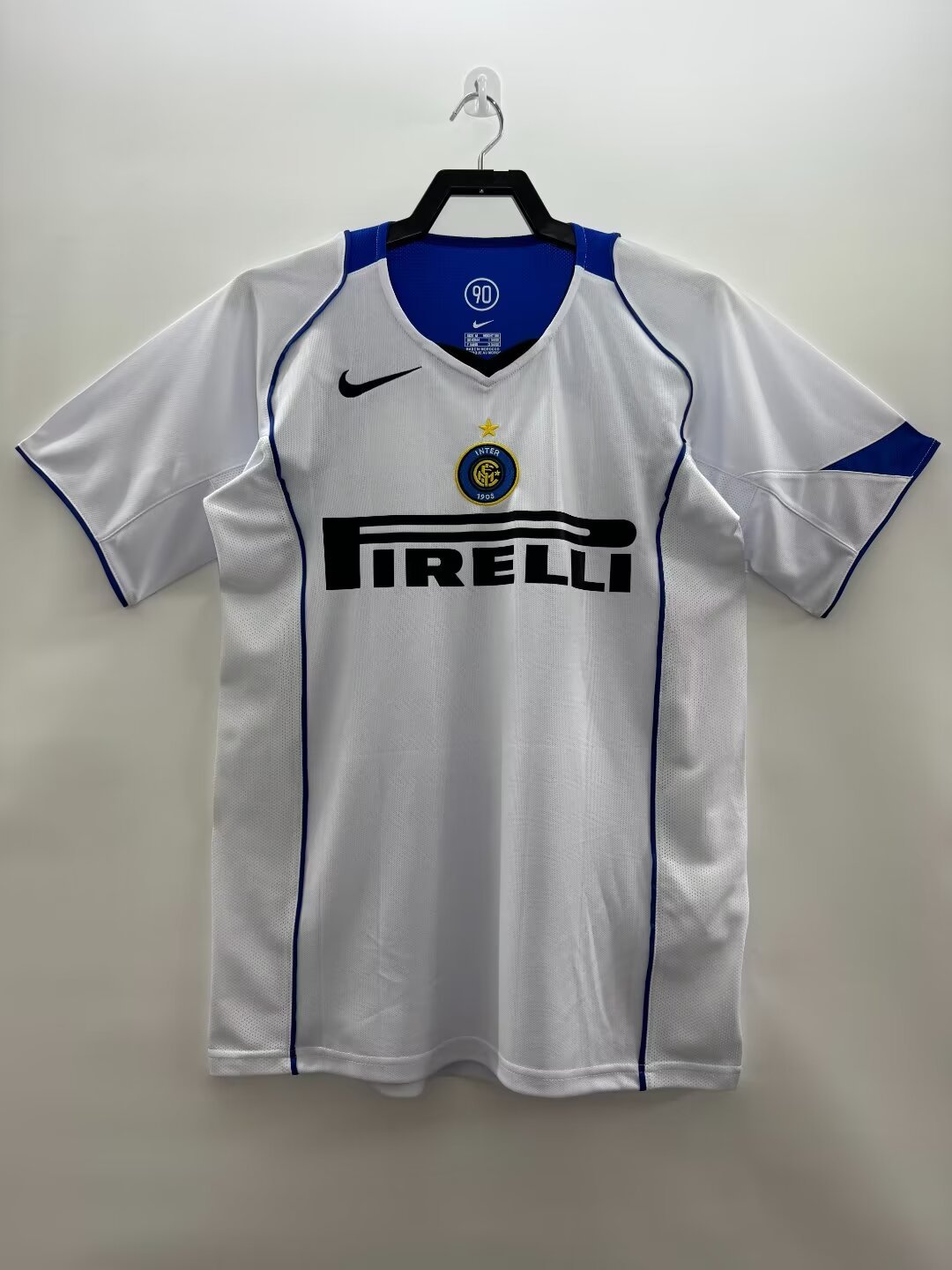 Inter Milan Retro 2004-2005 away jersey