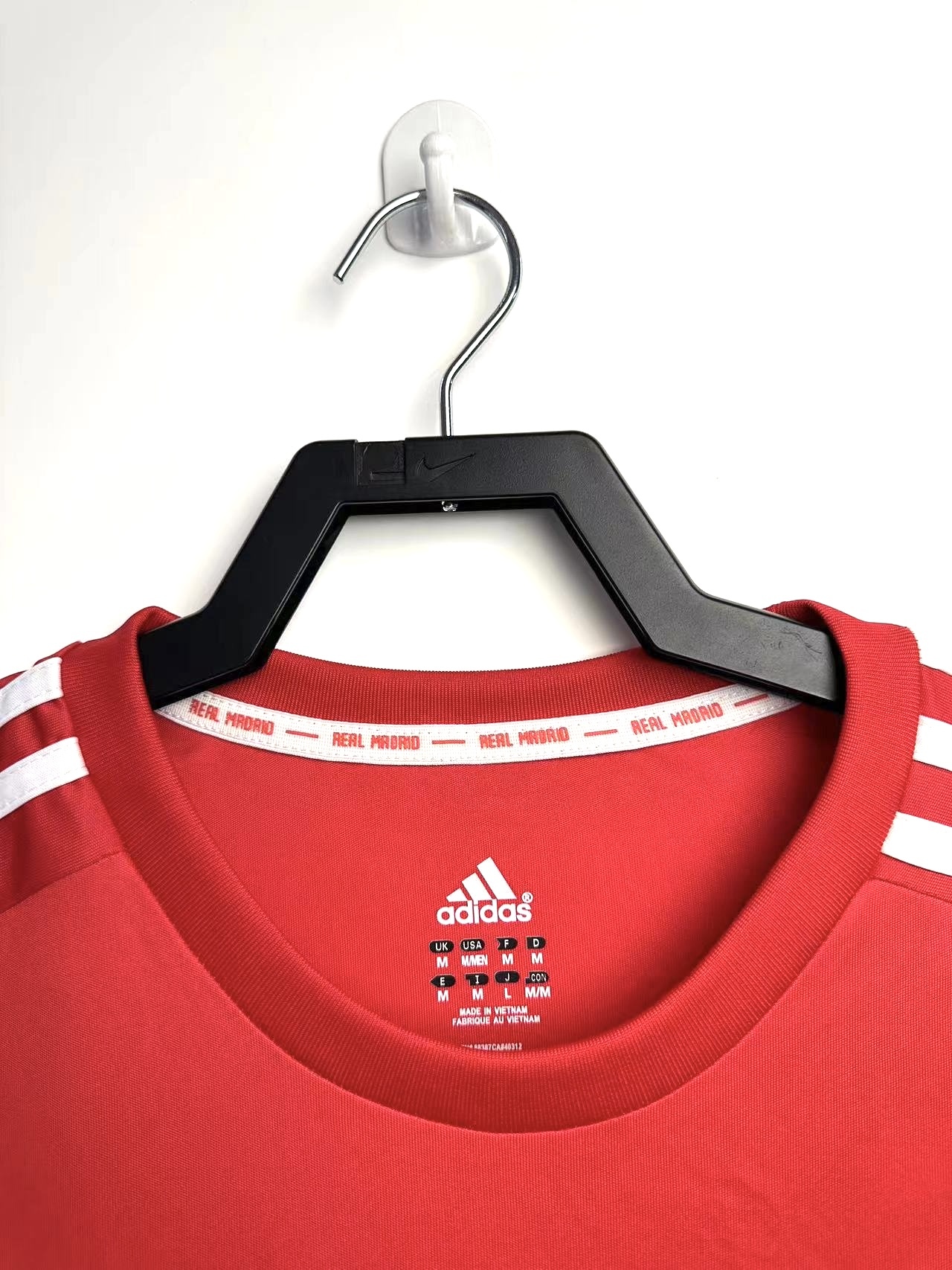Real Madrid  Retro long sleeves 2011-2012 away jersey