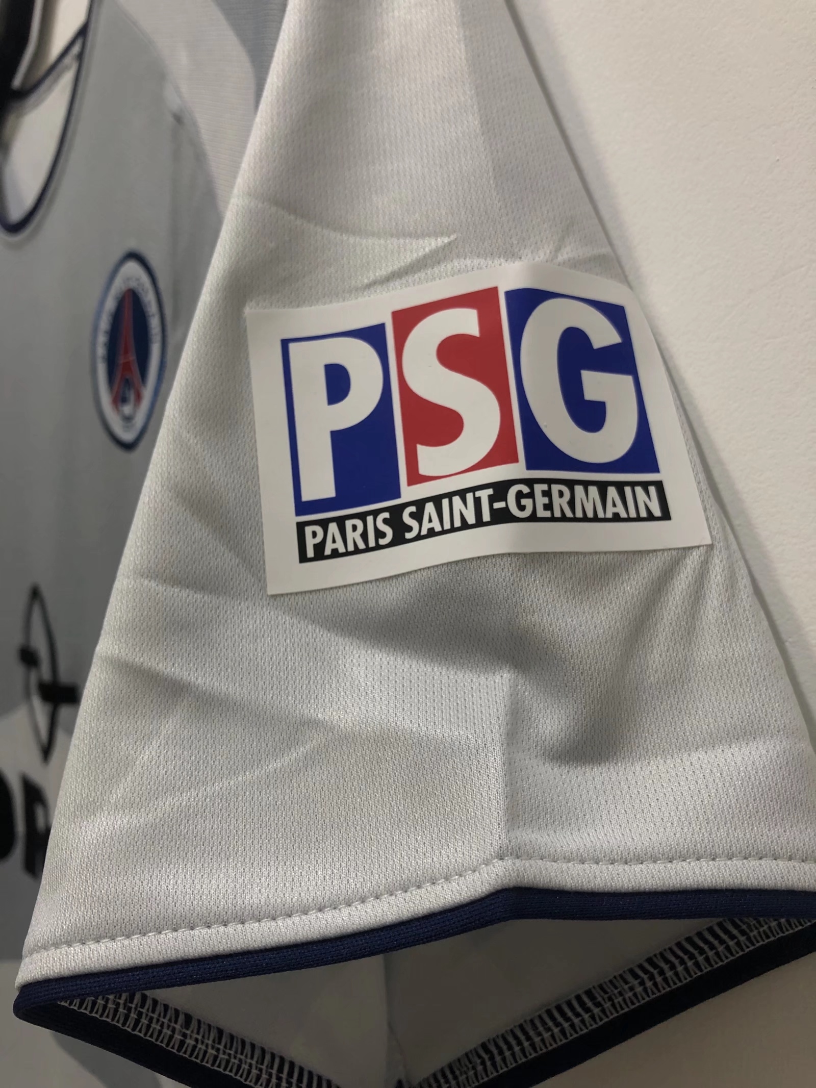 PSG 2001 away jersey