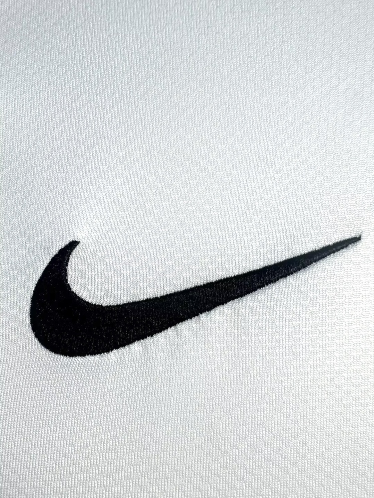 Manchester United Retro 2006-2007 season away jersey