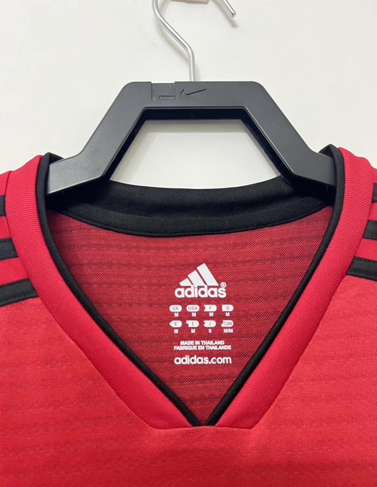 Manchester United Retro 2018-2019 season home jersey