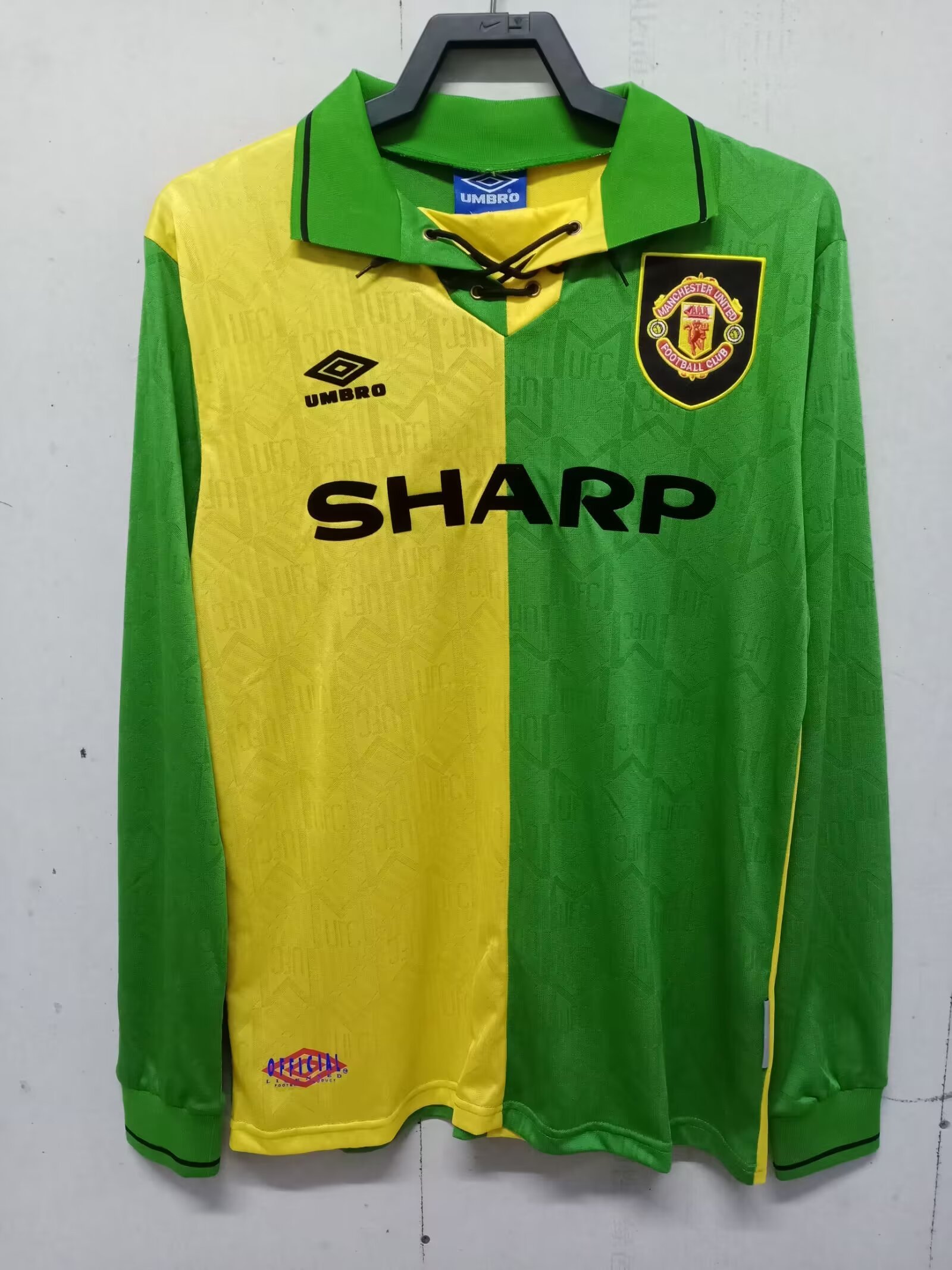 Manchester United Retro 1992-1994 season long away jersey