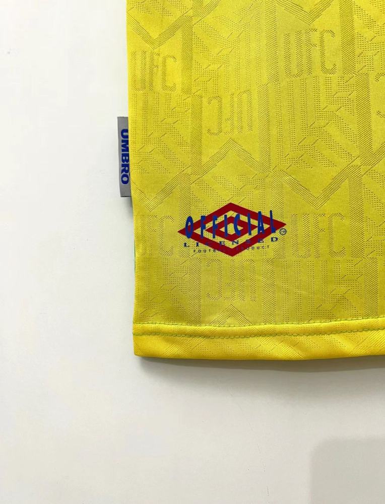 Manchester United Retro 1992-1994 season away jersey