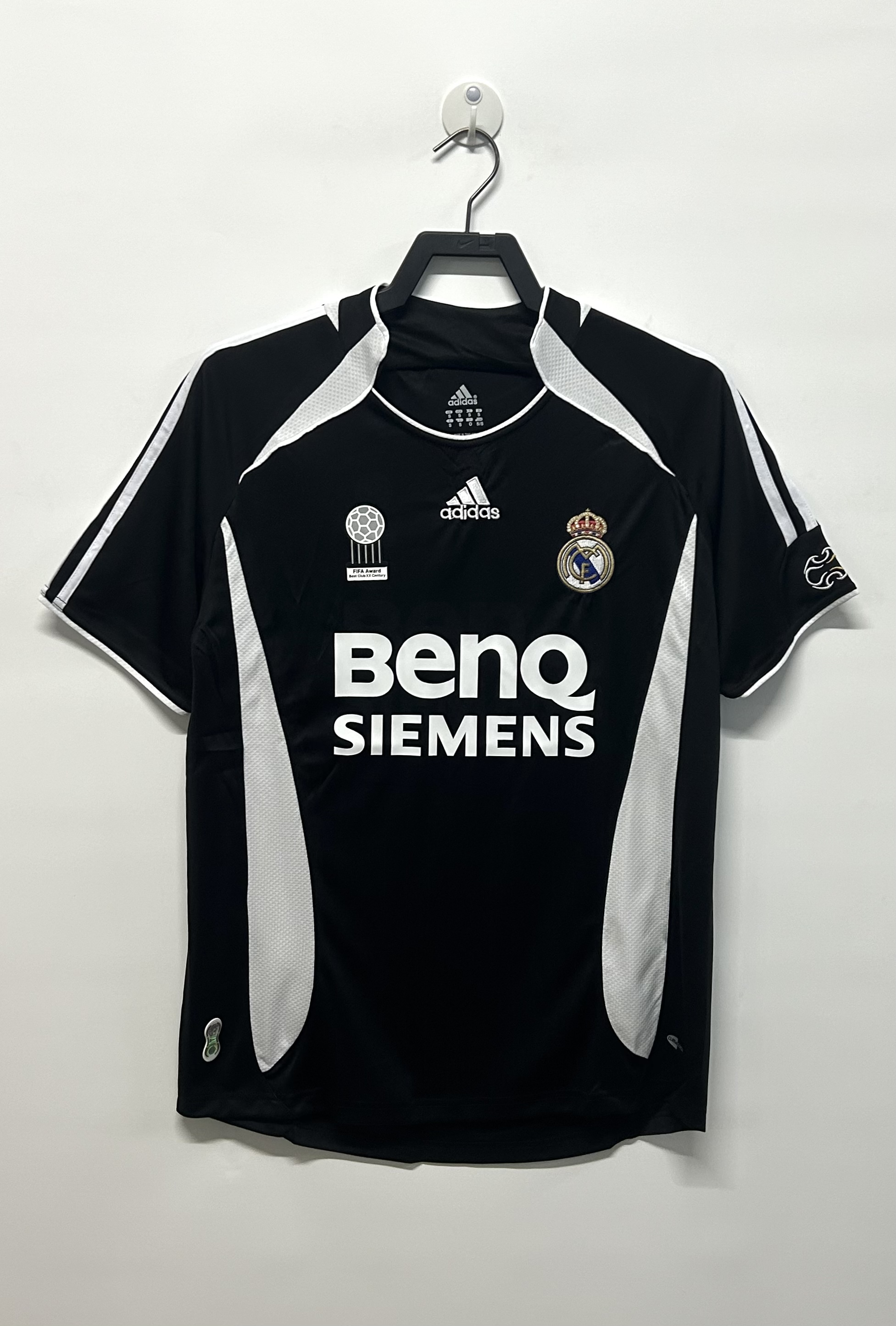 Real Madrid  Retro 2006-2007 Yellow Goalkeeper