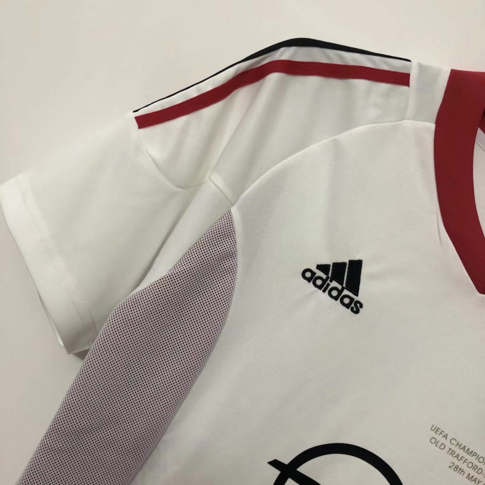 AC Milan Retro 2002-2003 away jersey