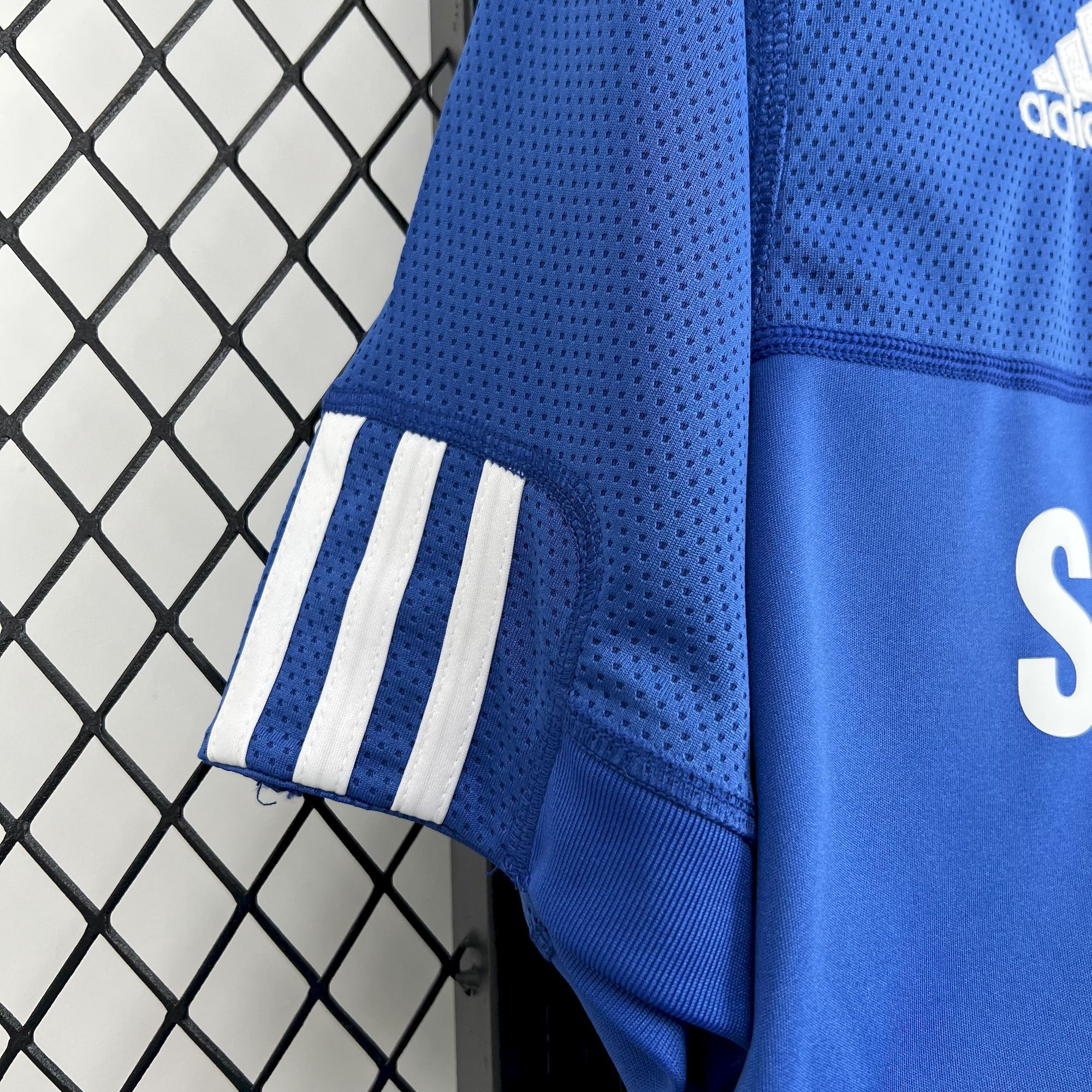 Chelsea Retro 2009-2010 Season Home Jersey