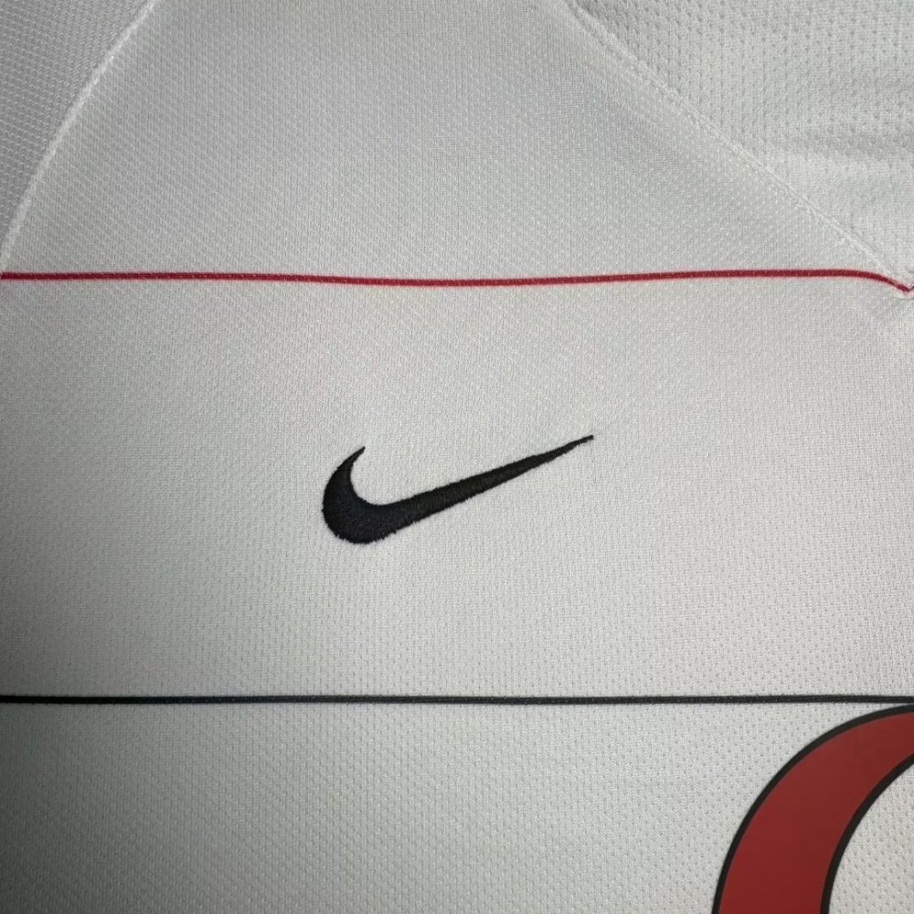 Manchester United Retro 2003-2005 season away jersey