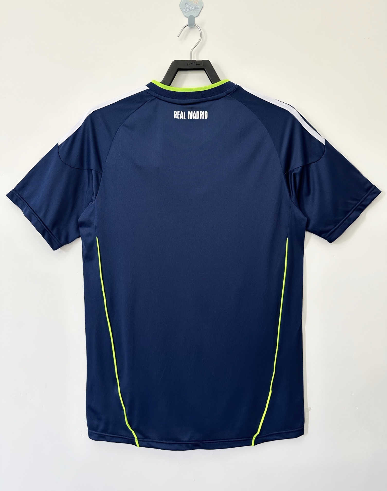 Real Madrid  Retro 2010-2011  goalkeeper jersey
