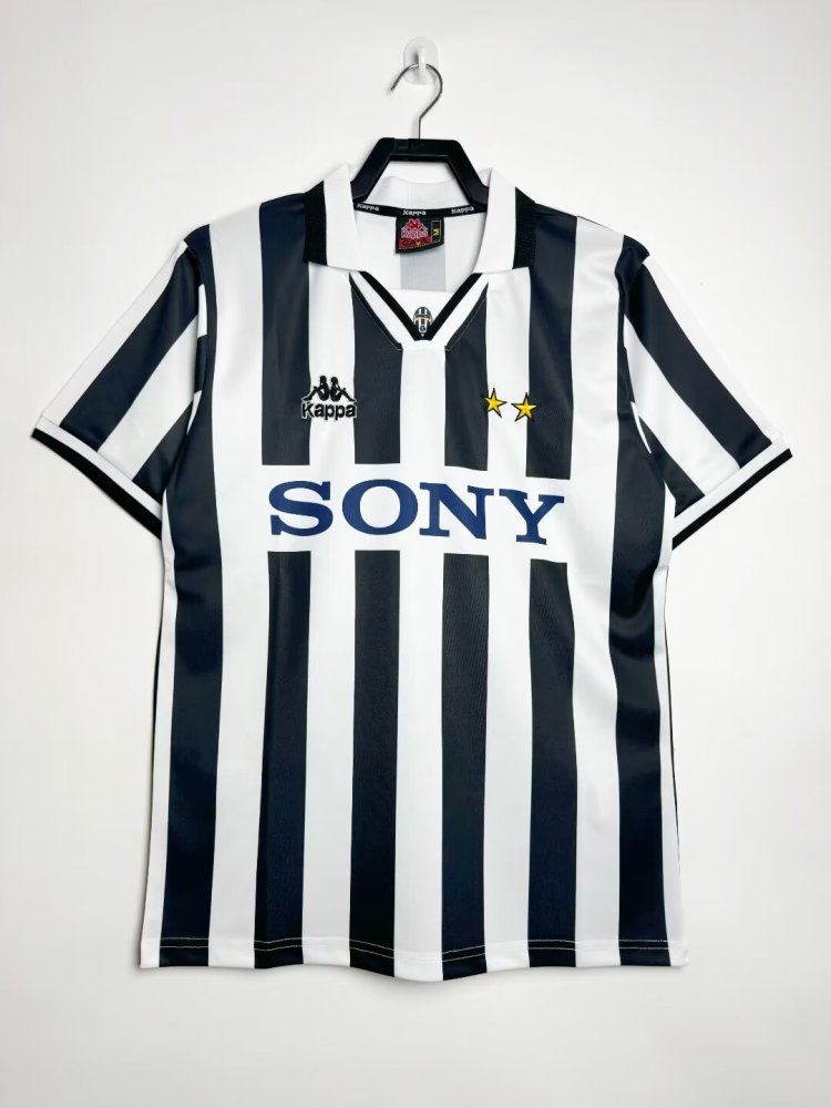 Juventus retro 1995-1996 season home jersey