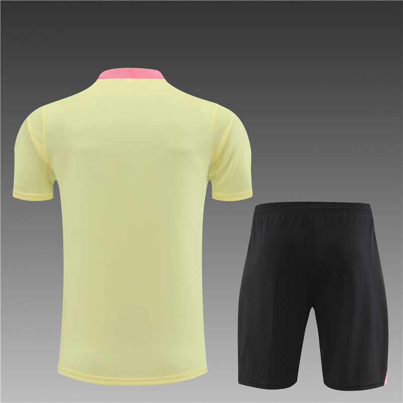 PSG 24/25 Adults short sleeved training suit with top and pants