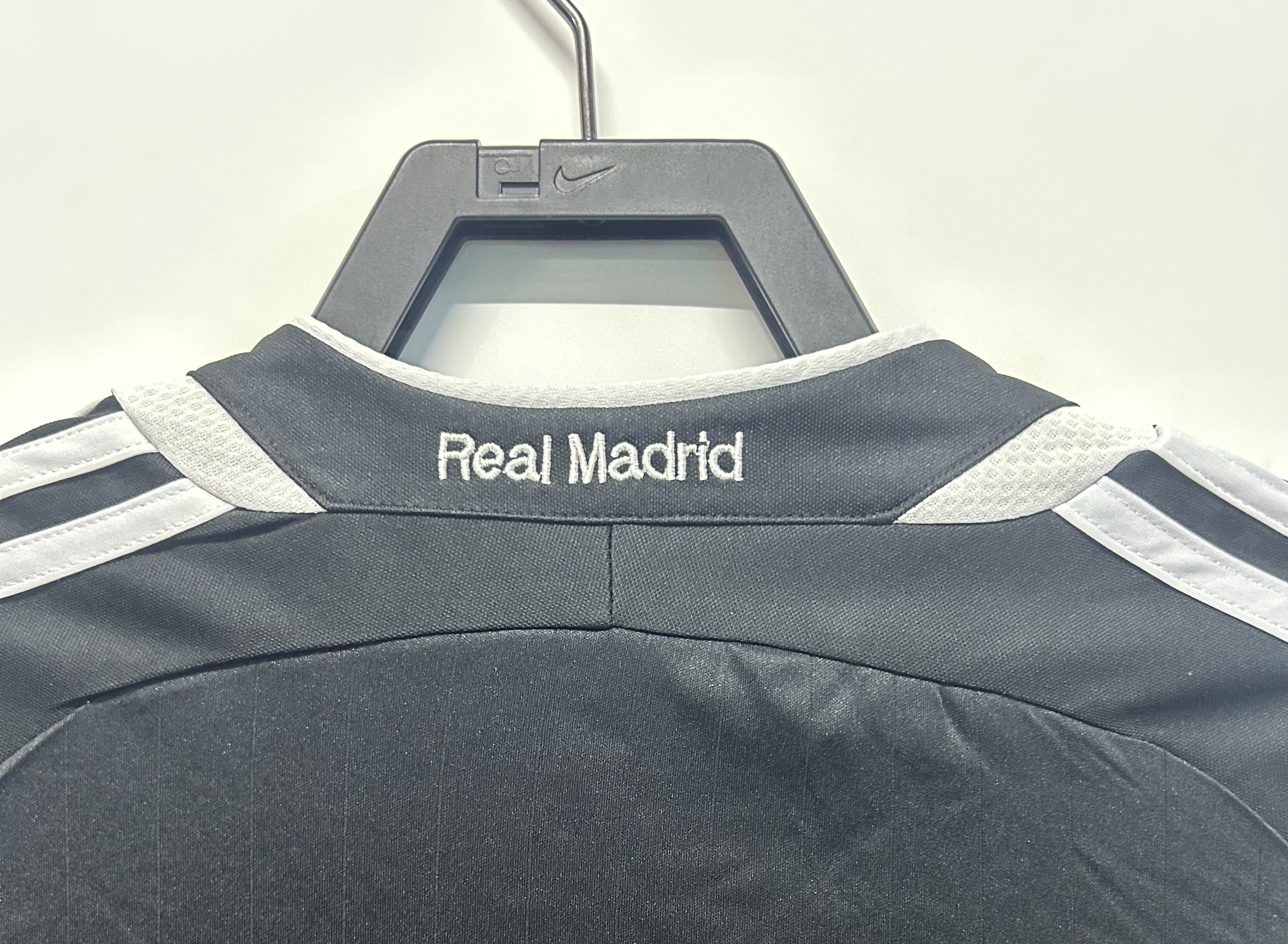 Real Madrid  Retro 2006-2007 Yellow Goalkeeper