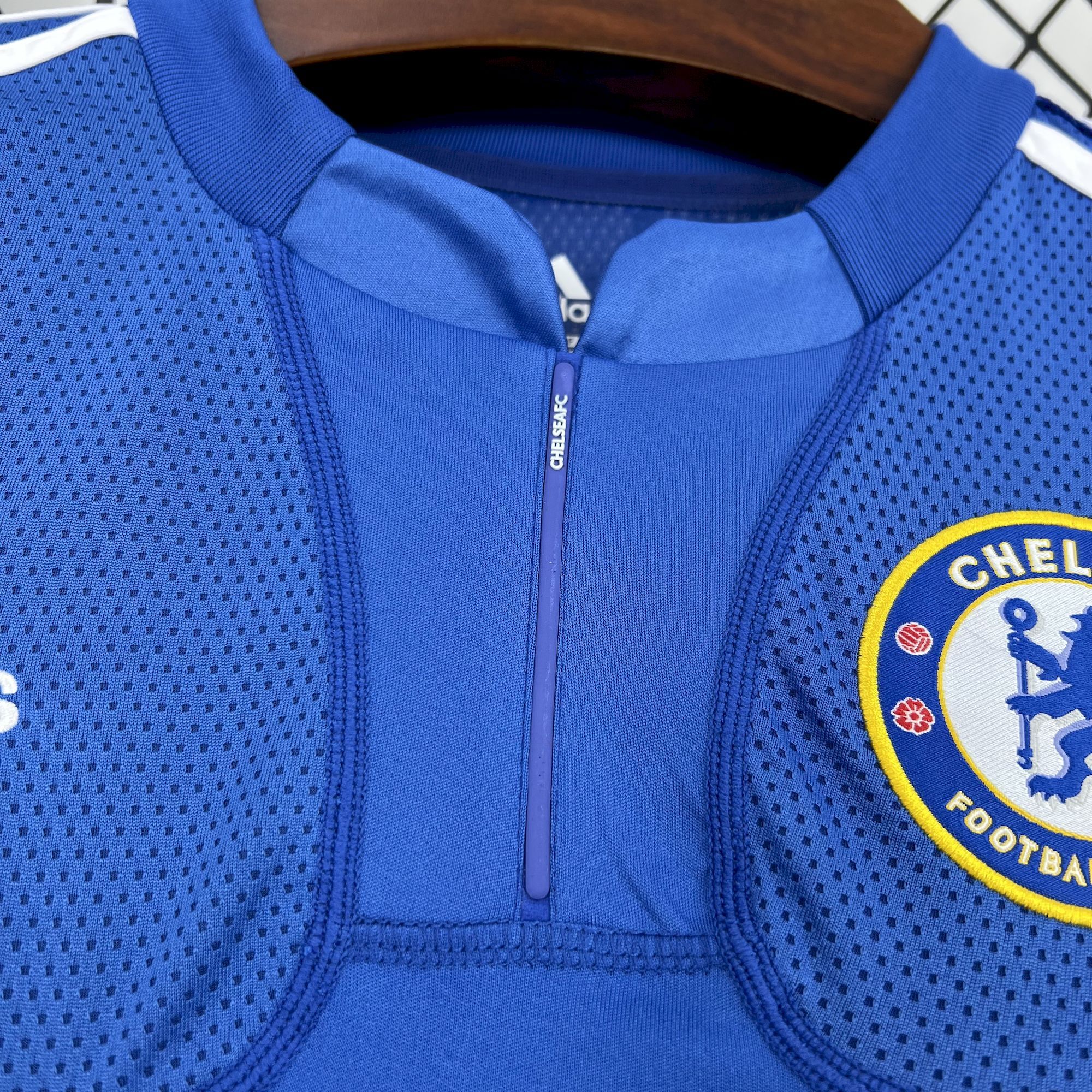 Chelsea Retro 2009-2010 Season Home Jersey