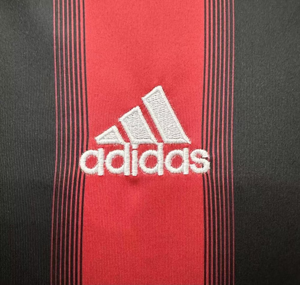 AC Milan Retro 2004-2005 season home jersey