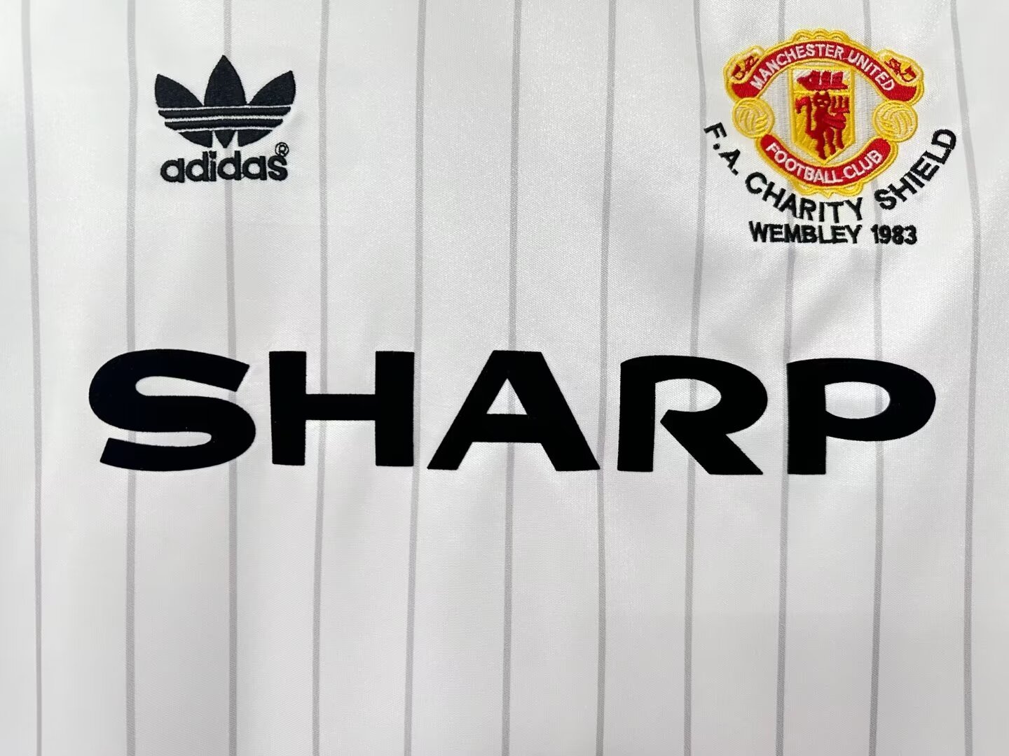 Manchester United Retro 1983 season away jersey