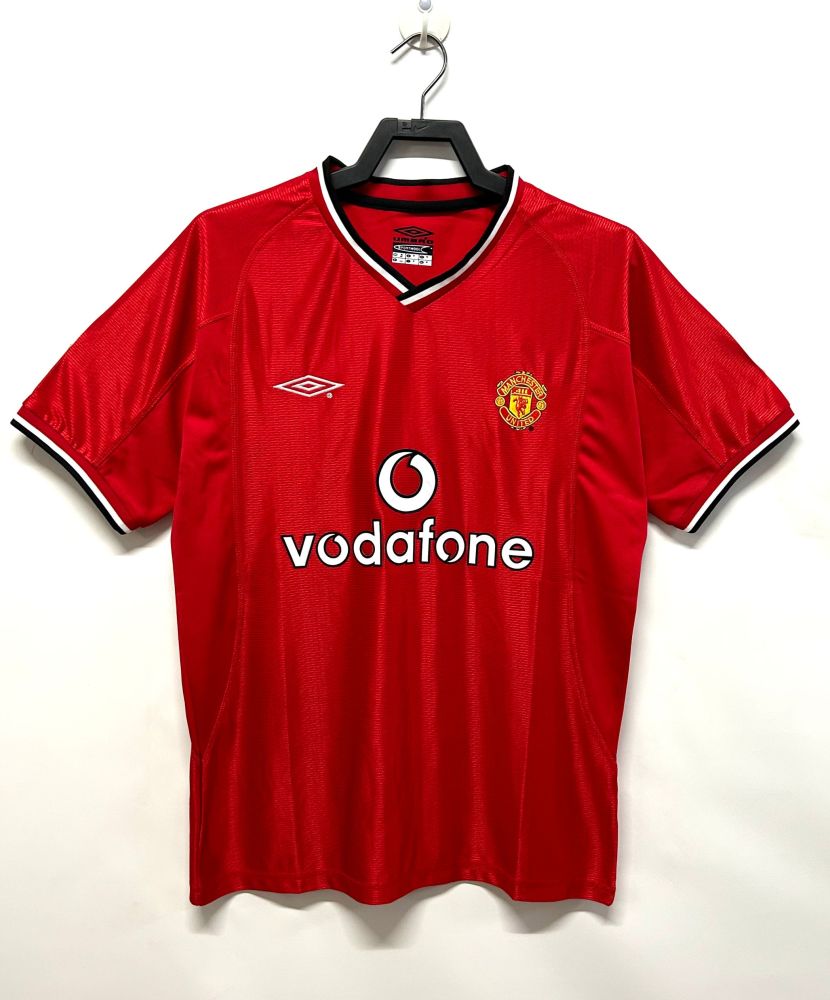 Manchester United Retro 2000-2002 season home jersey
