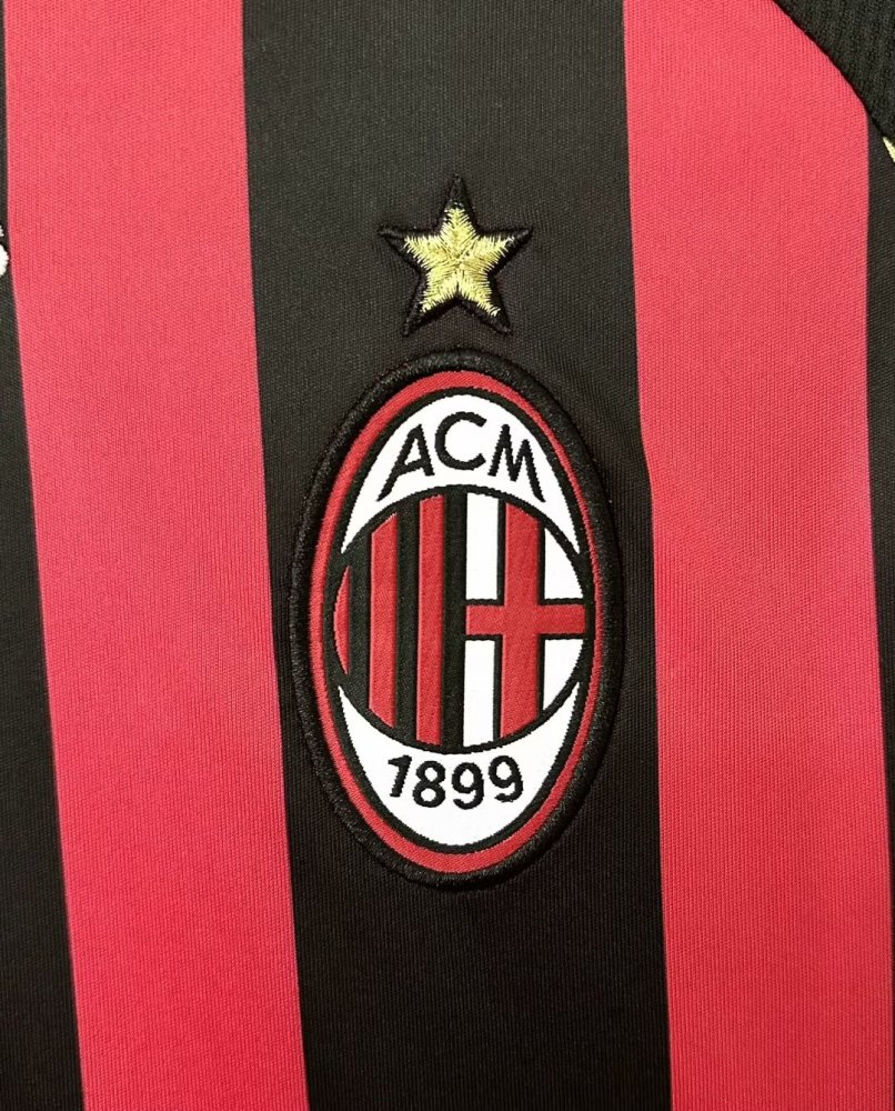AC Milan Retro 2006-2007 season home jersey