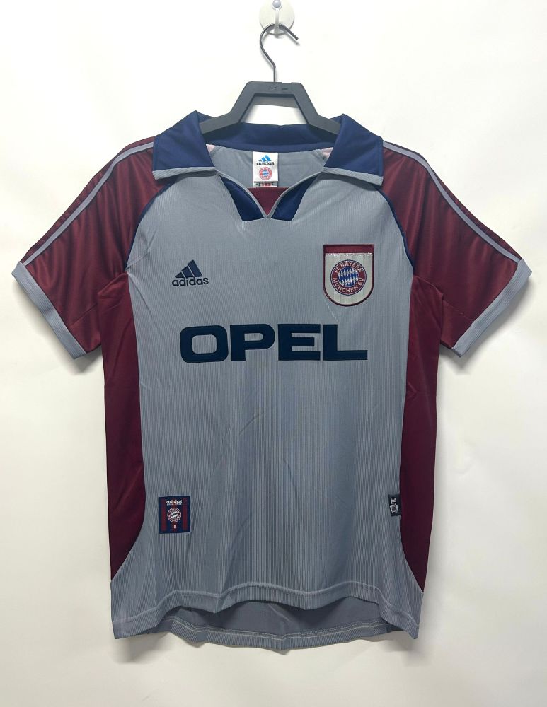 Bayern Munich Retro 1998-1999 away jersey