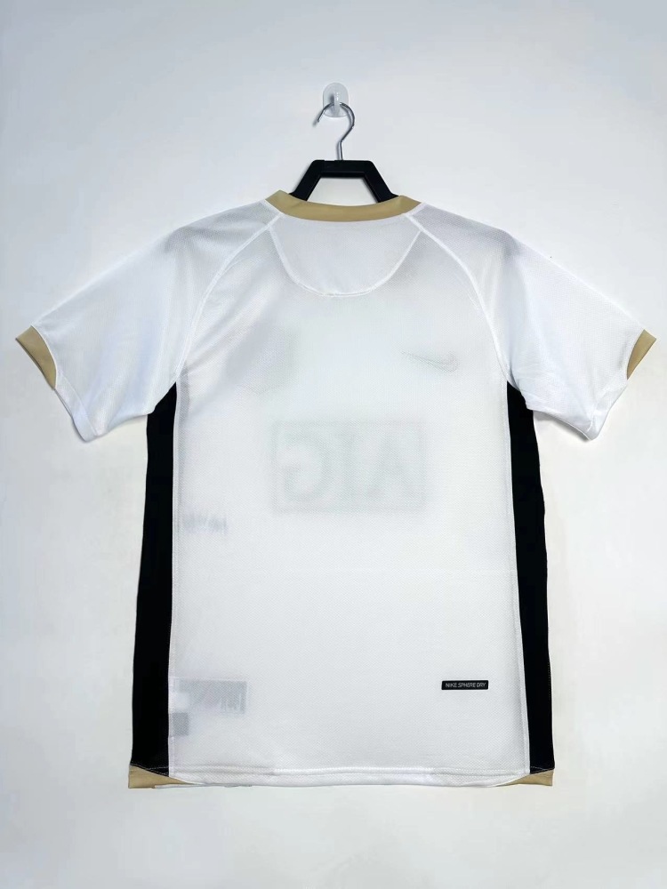 Manchester United Retro 2006-2007 season away jersey