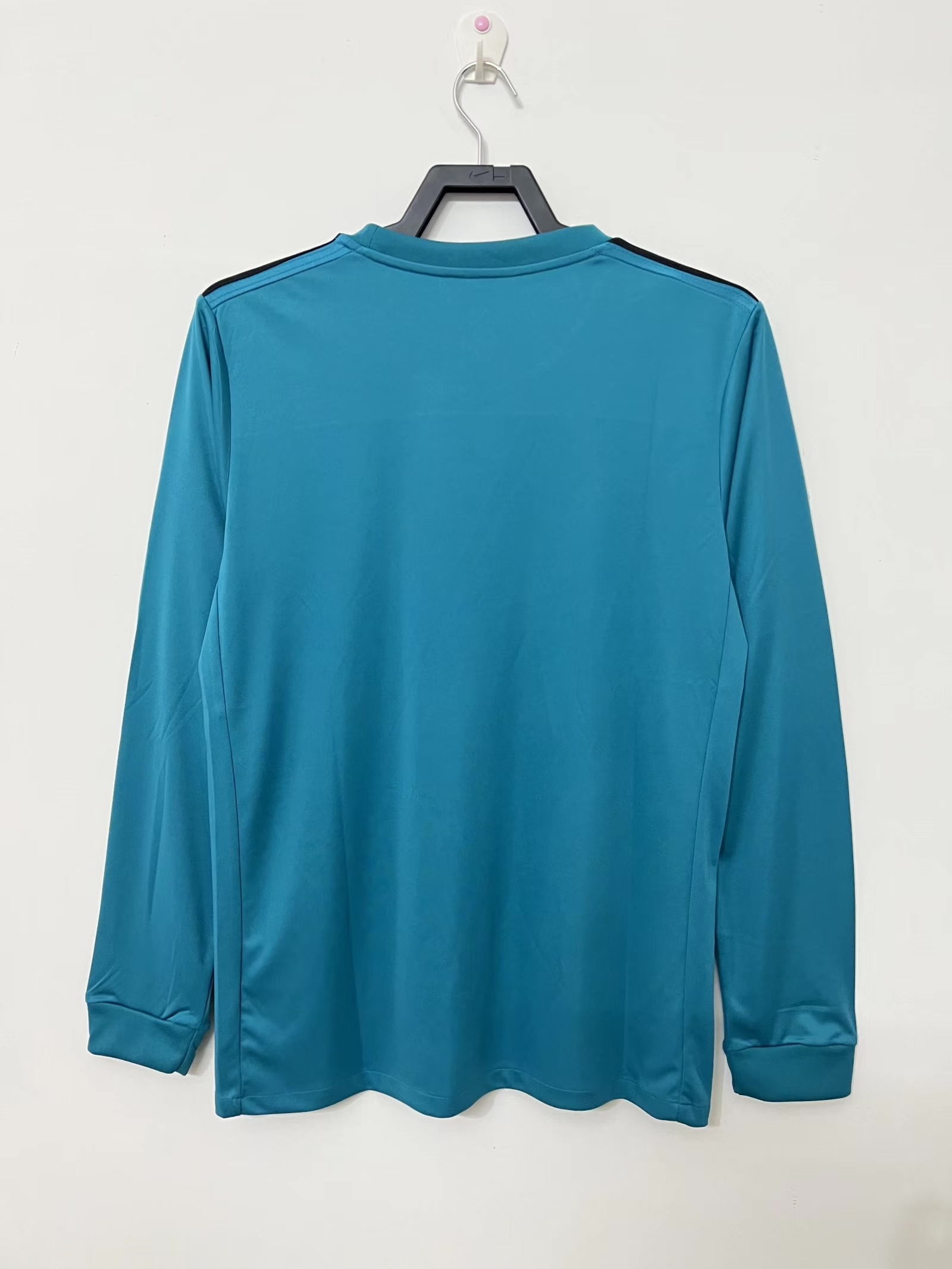 Real Madrid  Retro long sleeves 2017-2018 Second away game jersey
