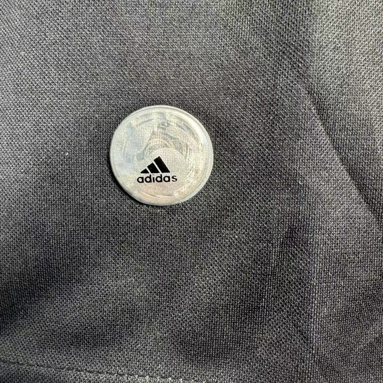 Real Madrid  Retro 2008-2009  away jersey