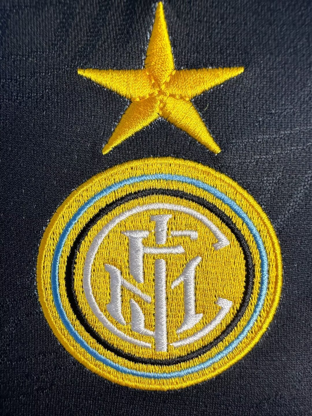 Inter Milan Retro 1995-1996 home court jersey