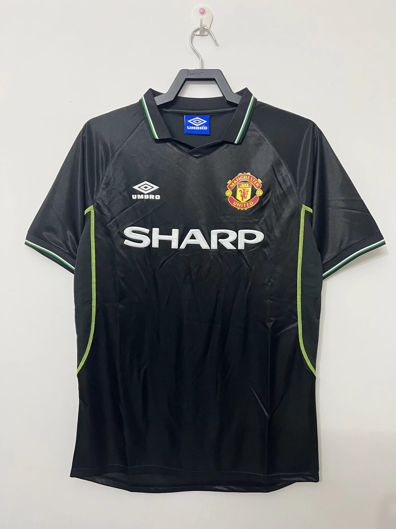 Manchester United Retro 1998-1999 season away jersey