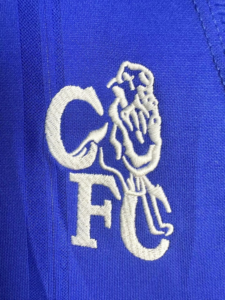 Chelsea Retro 1999-2001 season home jersey