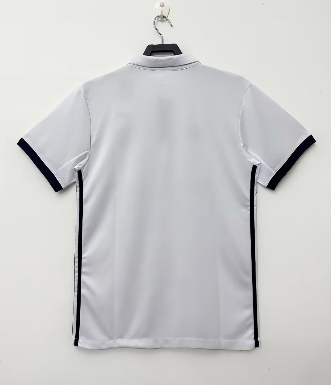 Real Madrid Retro 2016-2017 home court jersey