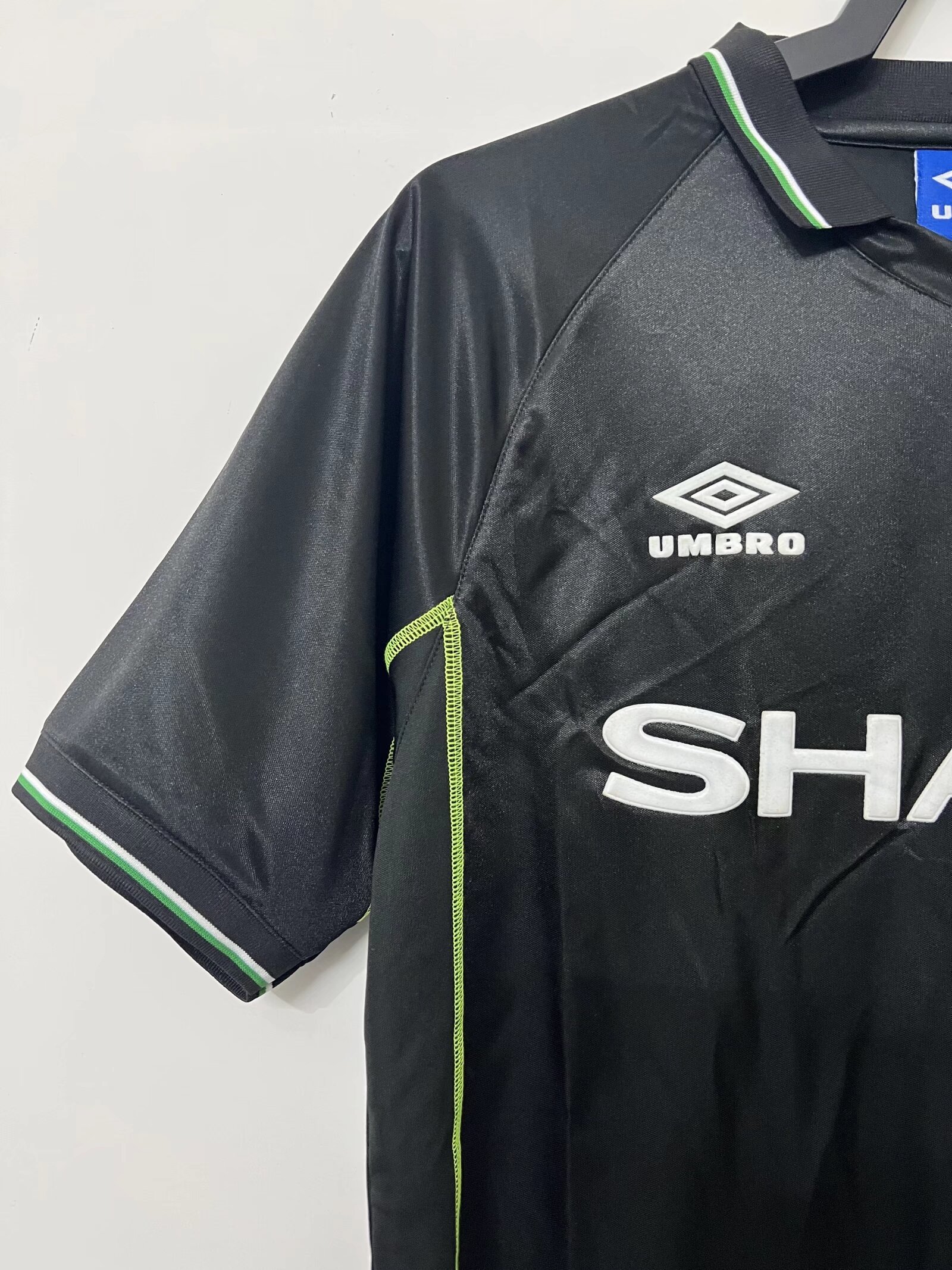 Manchester United Retro 1998-1999 season away jersey