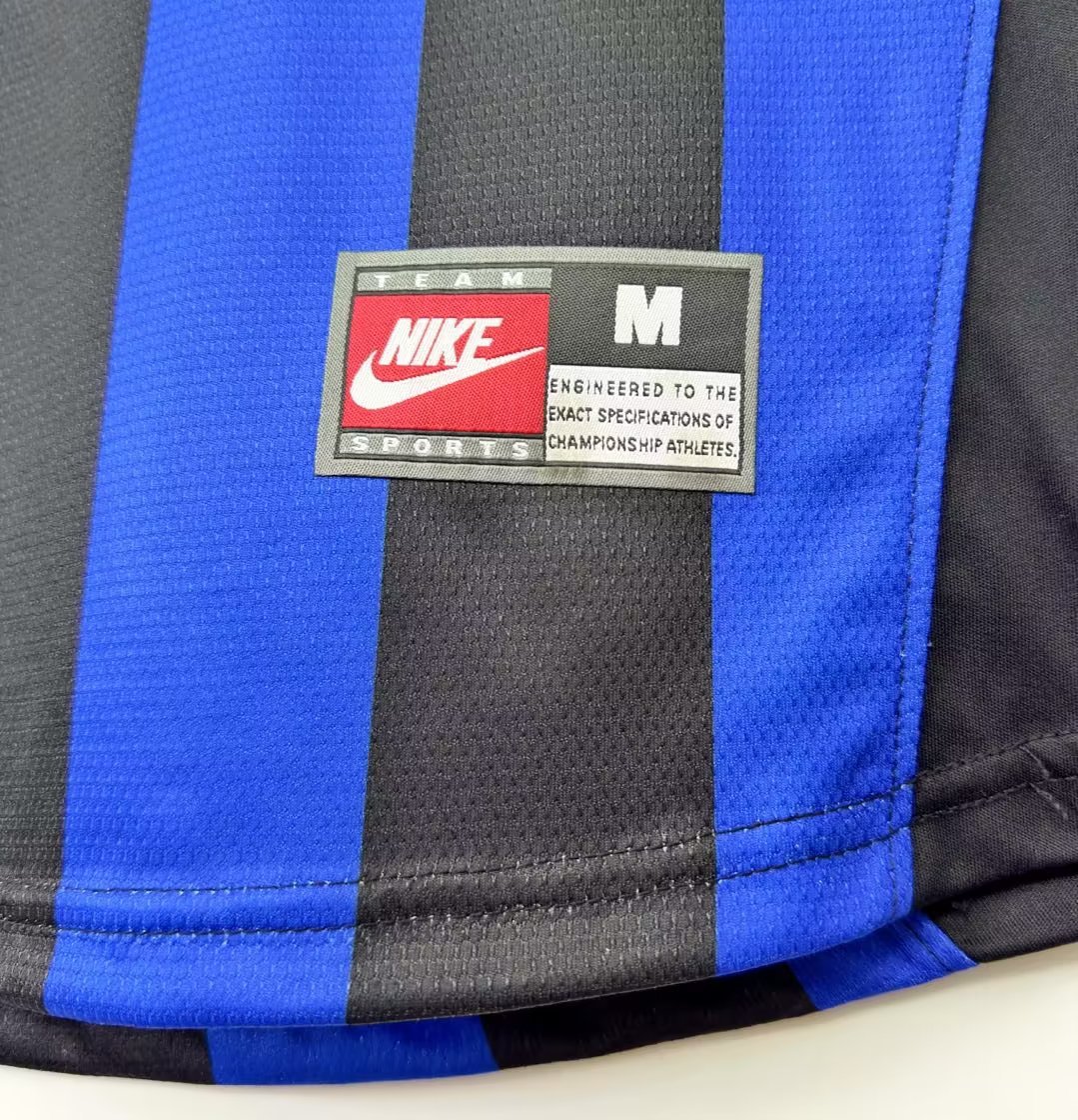 Inter Milan Retro 1998-1999 home court jersey