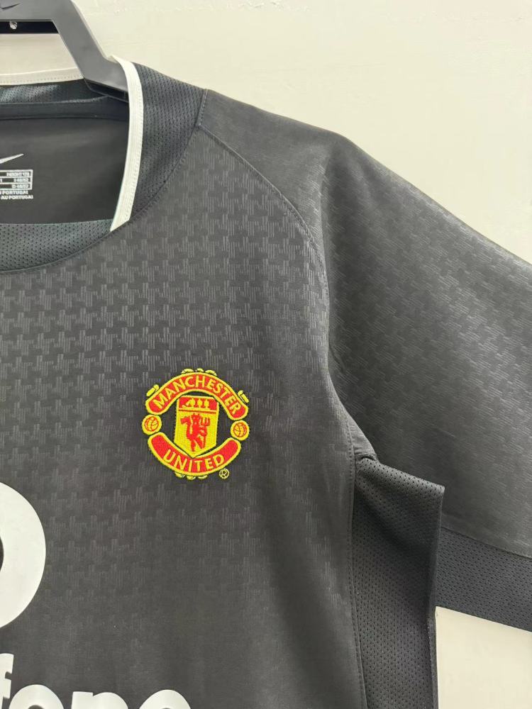 Manchester United Retro 2003-2004 season away jersey