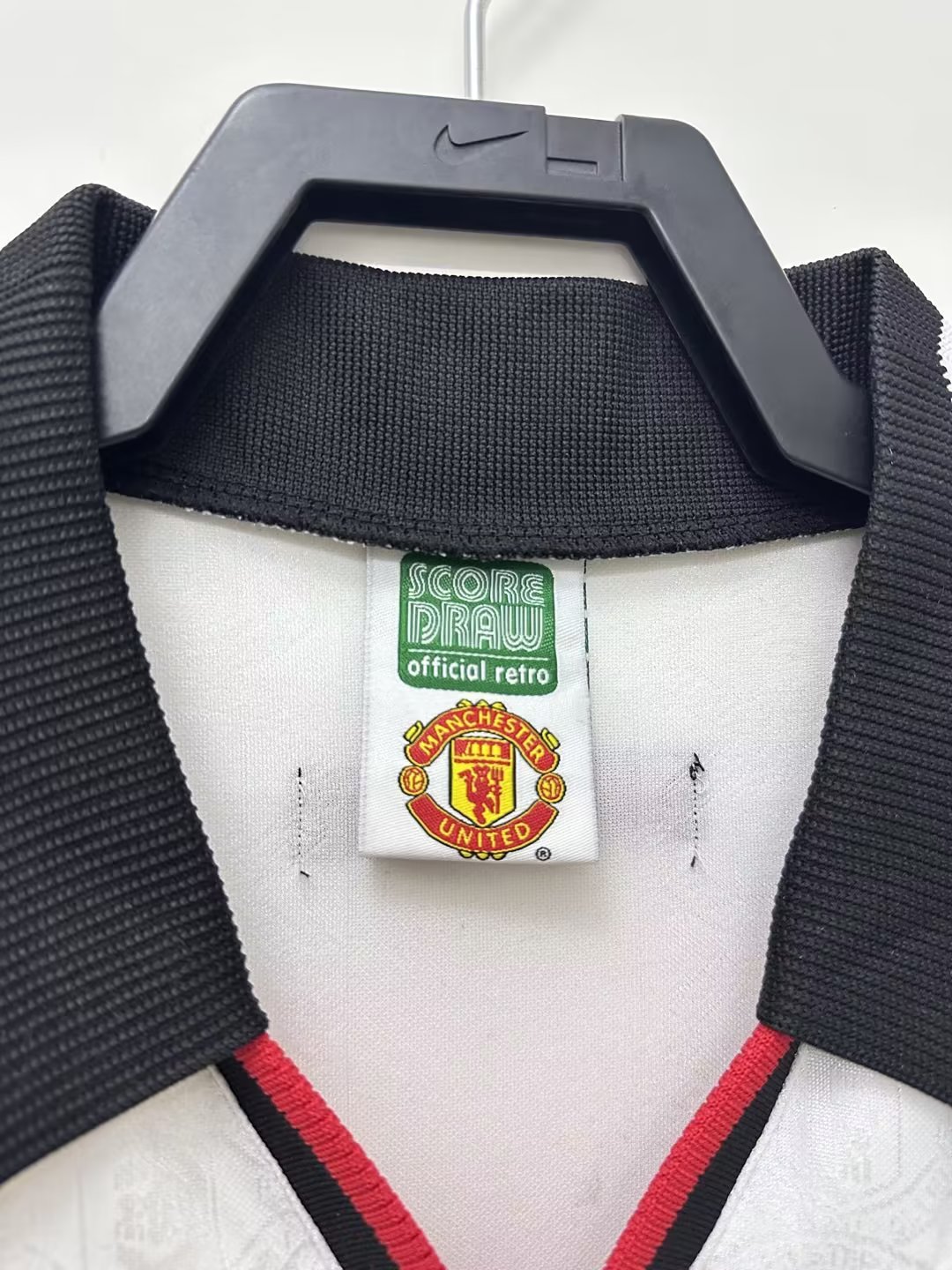 Manchester United Retro 1998 season away jersey
