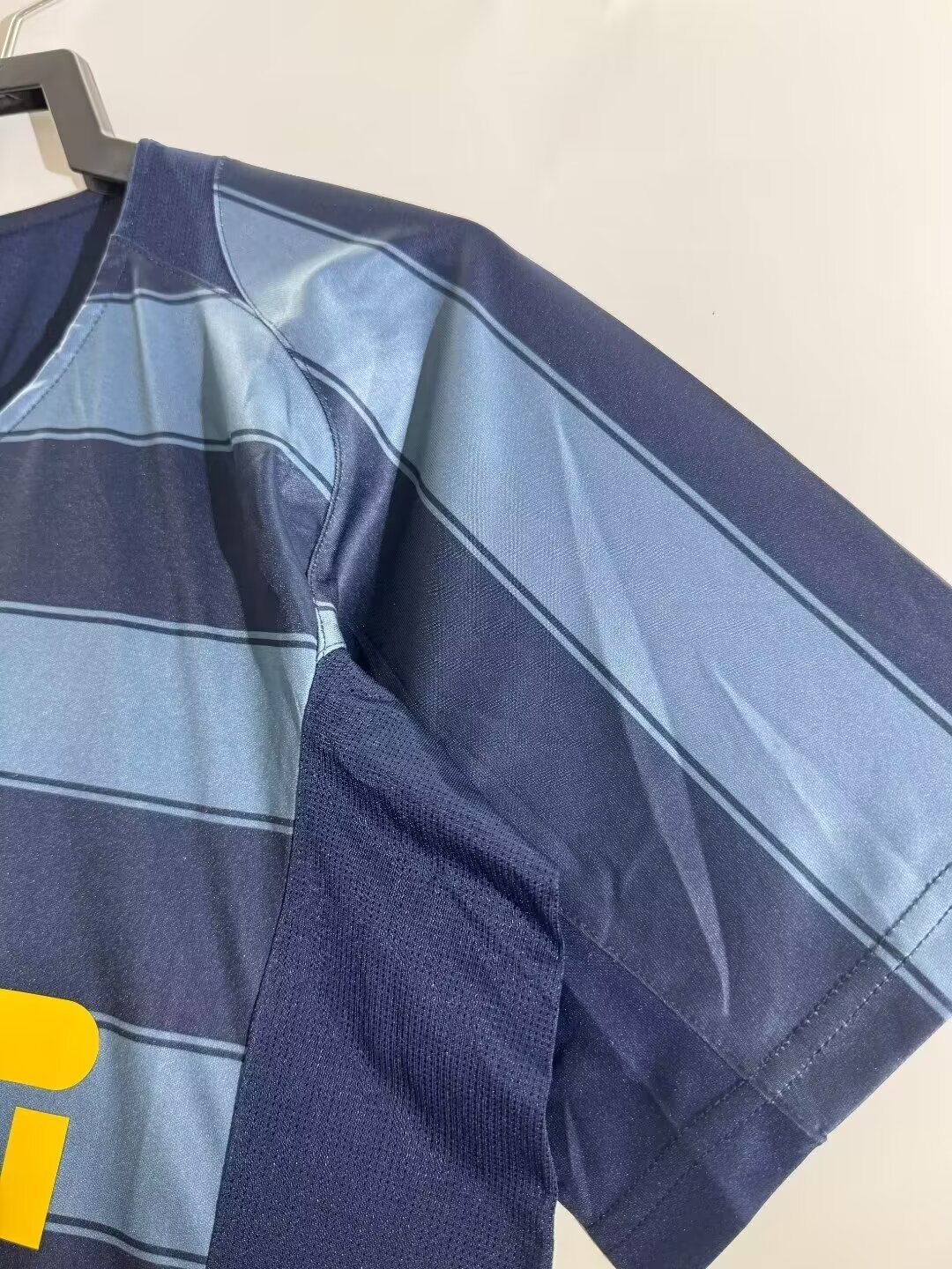 Inter Milan Retro 2004-2005 season second jersey