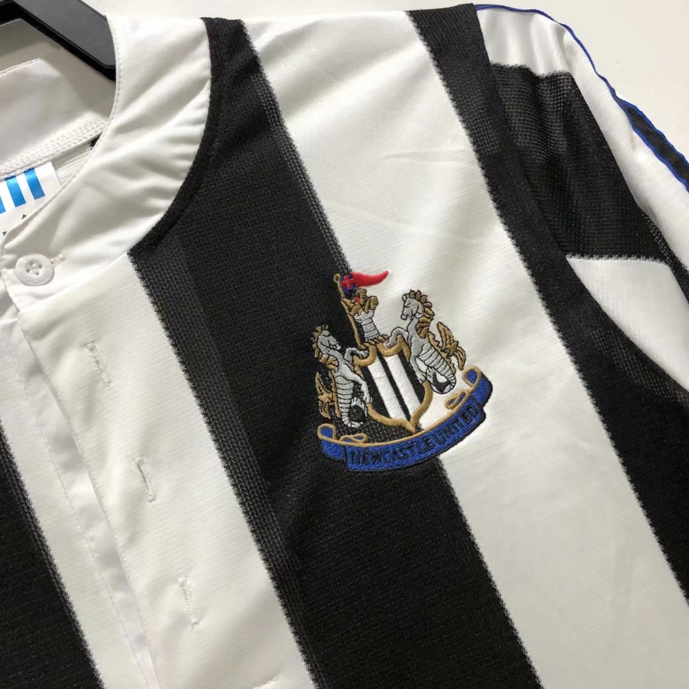Newcastle United  Retro 1995-1997 long sleeves home jersey