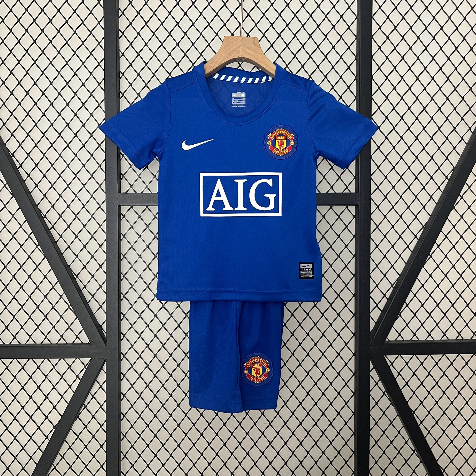 2008-09 Manchester United Third away Kids Retro Kit