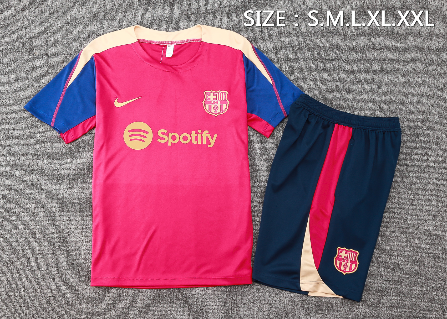 Barcelona 24/25 Adult short sleeved training suit top+pants