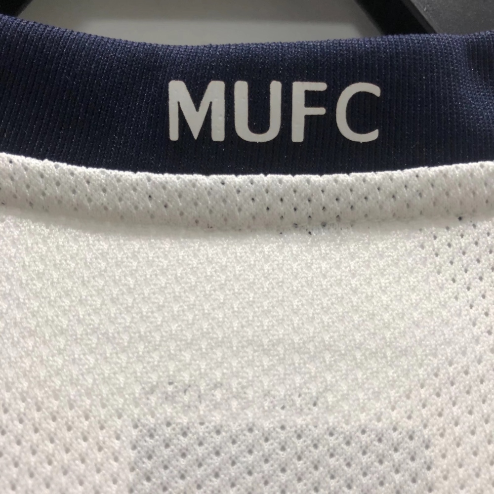 Manchester United Retro 2008-2009 season away jersey