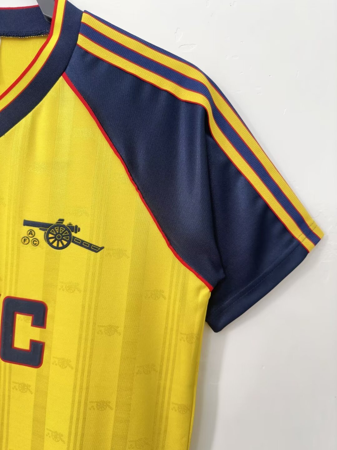 Arsenal Retro 98-00 Away Stadium Jersey