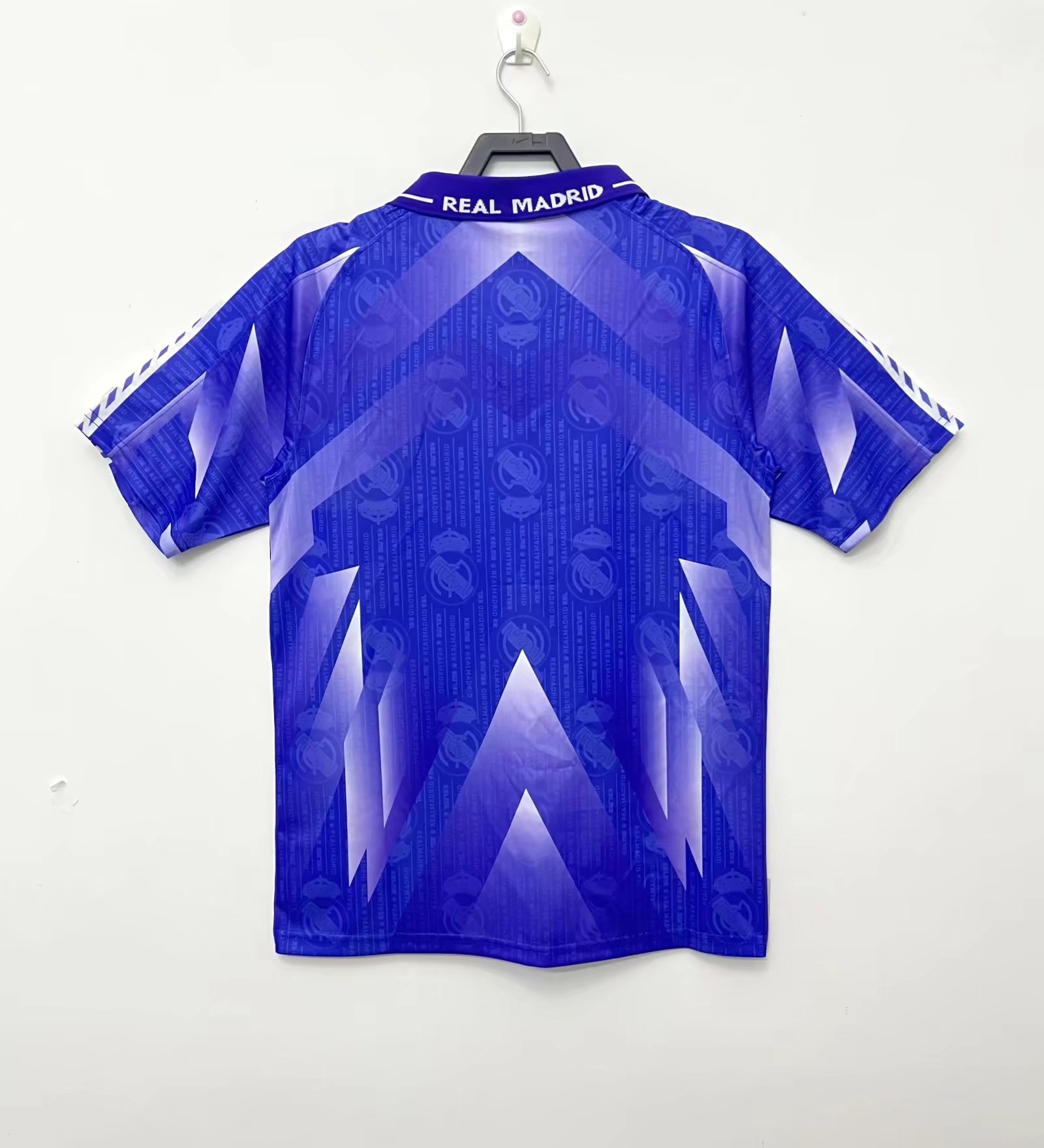 Real Madrid  Retro 1996-1997  away  jersey