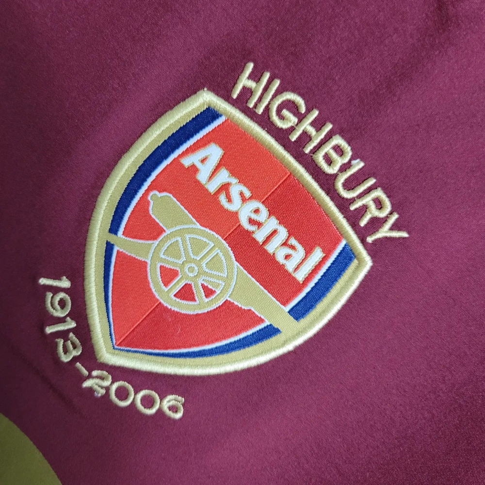 Arsenal Retro 05-06 Home Stadium Jersey