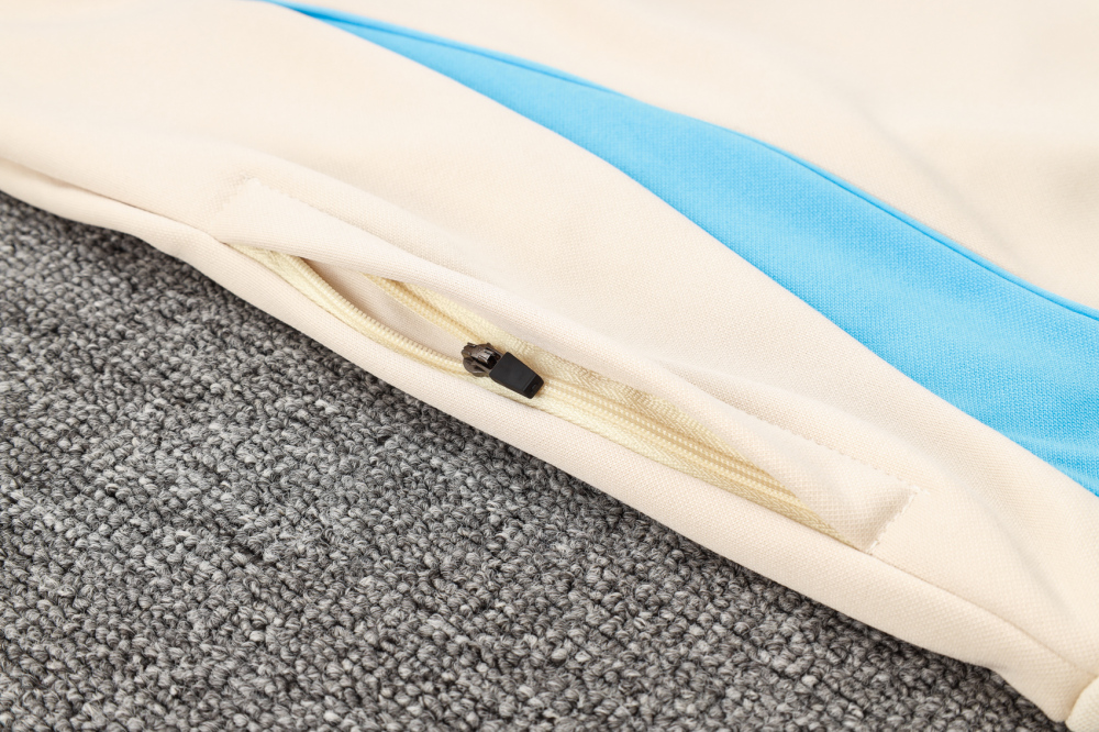 Argentina 24/25 adult outerwear, half zipper and hat, training suit top+pants
