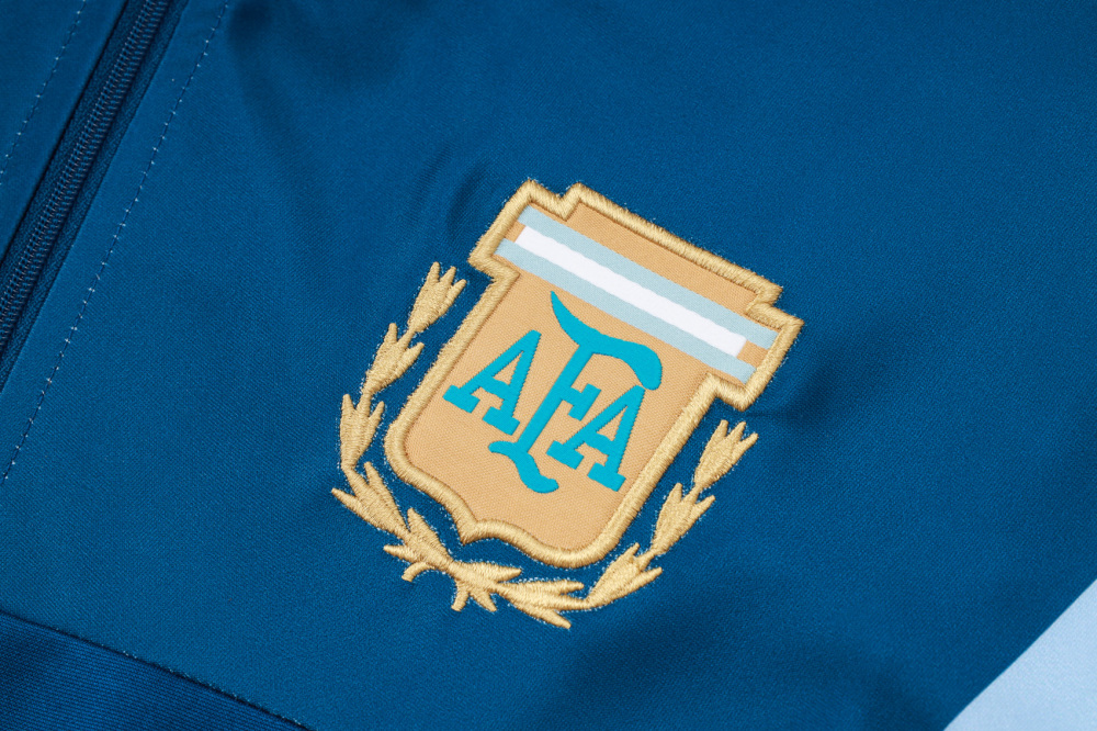 Argentina 24-25 adult long sleeved half zip training suit with top and pants